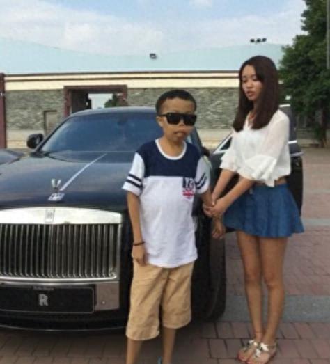 曾经的快手红人外星人陈山现况如何?身世曝光并不是富二代