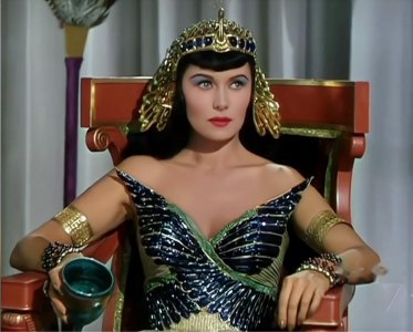 ​五张埃及艳后美照（高清）