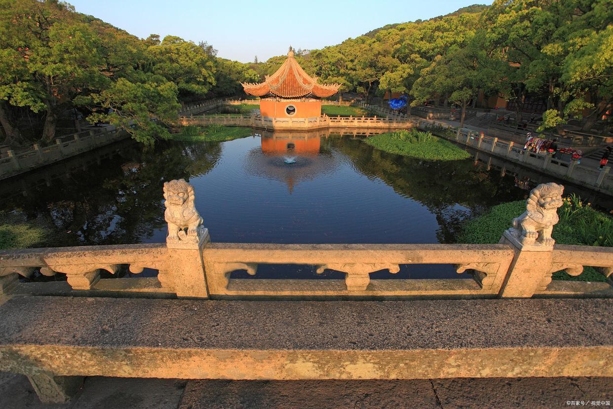 普陀山十大景点介绍(普陀山旅游景点攻略)