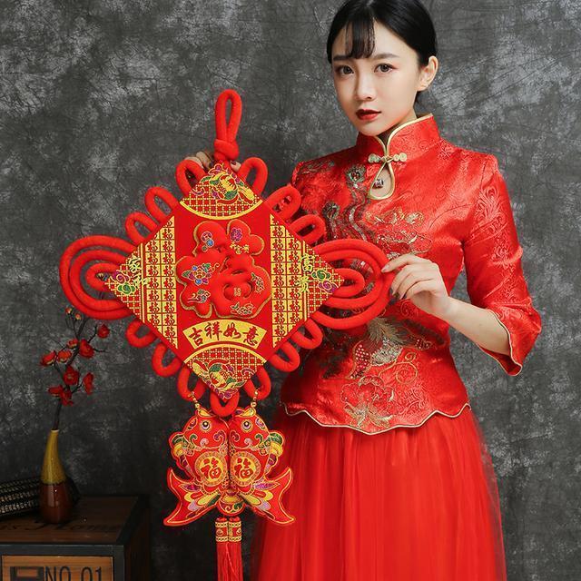 三十晚上：客厅记得挂上这几样，高级实用上档次，大气又精致