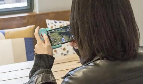 玩游戏颓废找不到女朋友