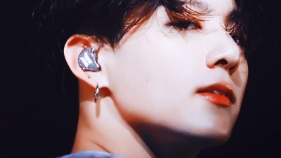 ​男士喷香水的正确方法