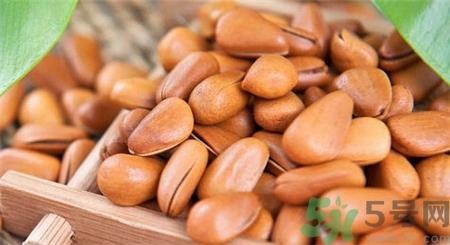 松子是碱性还是酸性?松子是碱性食物吗? 松子是碱性还是酸性?松子是碱性食物吗?