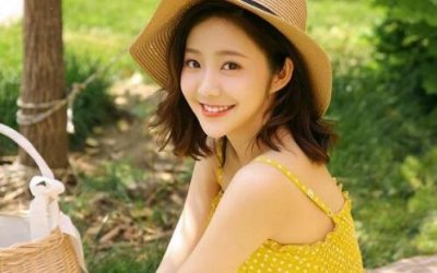 ​和女生约会看电影的时候可以干嘛？