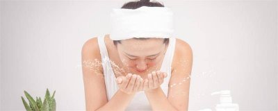 ​卸妆水跟卸妆油的区别 卸妆水和卸妆油有什么区别