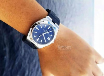 ​一眼中毒，江诗丹顿纵横四海蓝面腕表