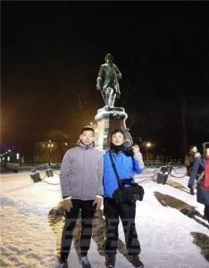 ​纯爷们！中国旅行团在俄遭抢劫，他俩打跑劫匪抢回财物！