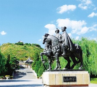 ​走进昭君博物院体味昭君出塞佳话