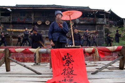 ​民间故事《鲁班造伞》