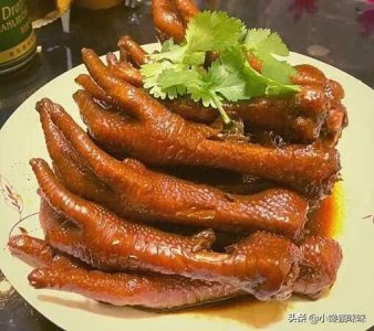 ​想吃卤水鸡脚的看过来，自己在家做，不光颜色漂亮，味道还特别香
