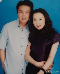 ​吴刚回应脸肿：没整容，没割双眼皮