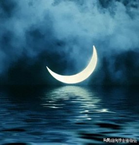​古联：月到天心处；风来水面时。