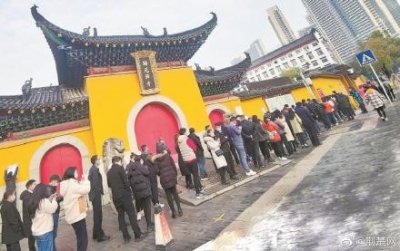 ​武汉归元寺重新开门迎客