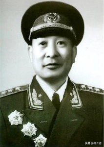 ​原南京军事学院政委，开国上将——钟期光