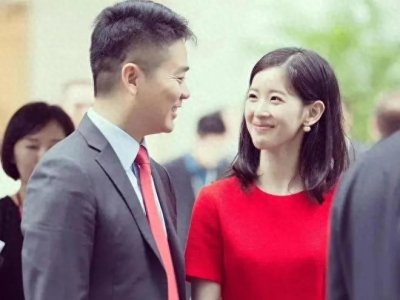 ​孝顺儿媳章泽天：实力出圈，不止 “奶茶” 一面